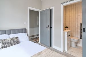 Photo 13- click for photo gallery